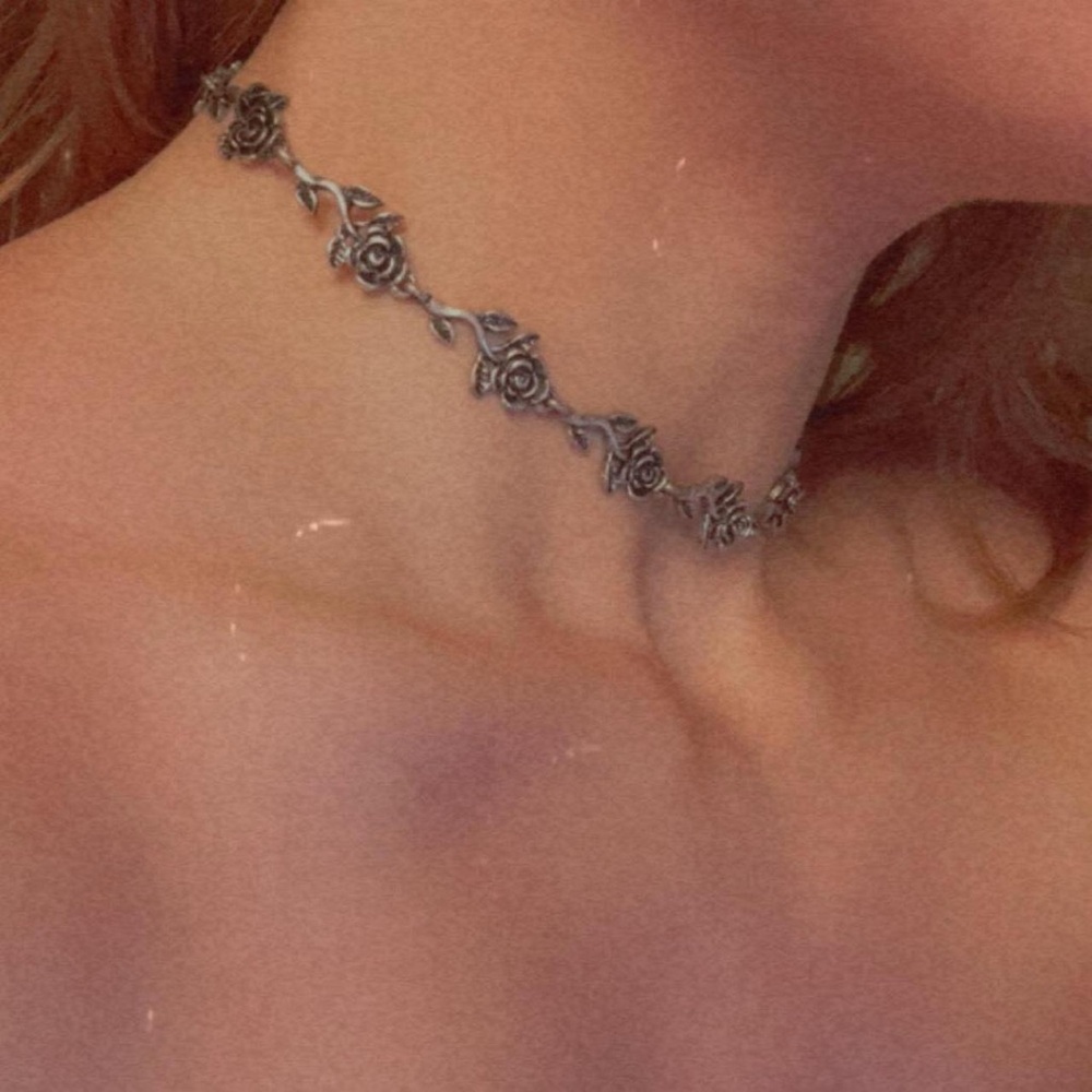 🌹Rose Choker🌹SOLD